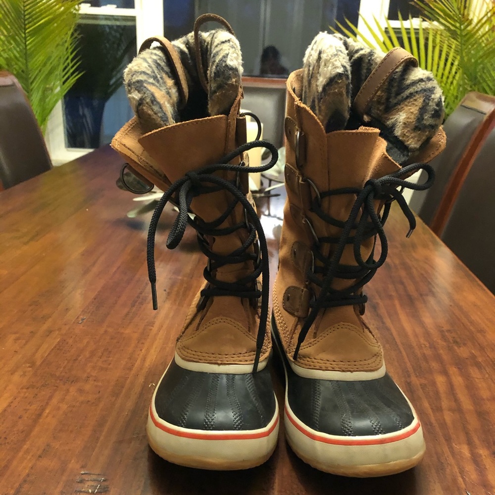 Sorel Joan of Arctic 8.5 -new no tags or box